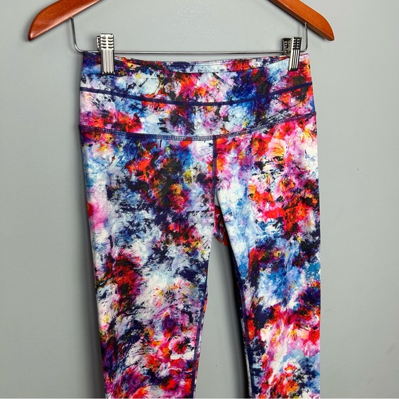 Athleta Hypersonic Sonar Capri Legging Sz S Ember Tie Dye Colorful Activewear - Picture 4 of 10